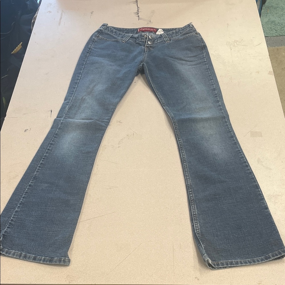 Levi’s Too Superlow Stretch jeans